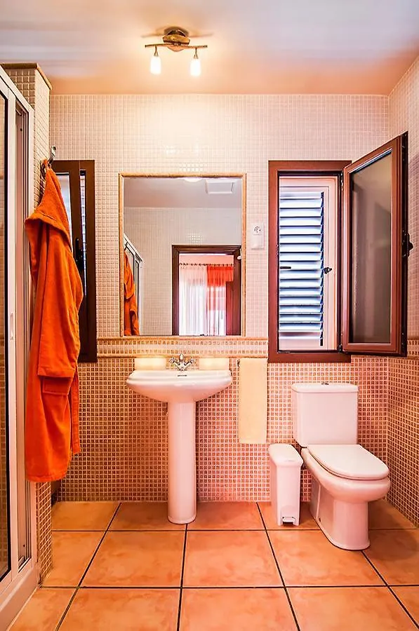 Orange Light Villa Corralejo Spanien
